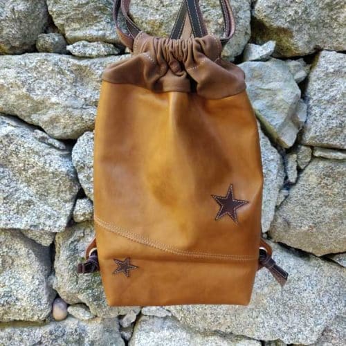 mochila saco cuero