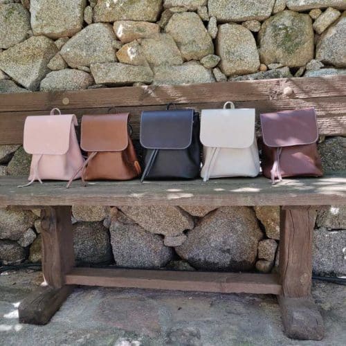 bolso mochila, mujer, moda, diseño, artesania, piel