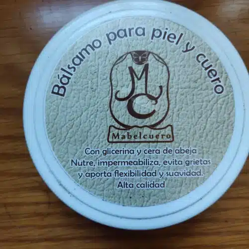 balsamo crema para pieles y cuero